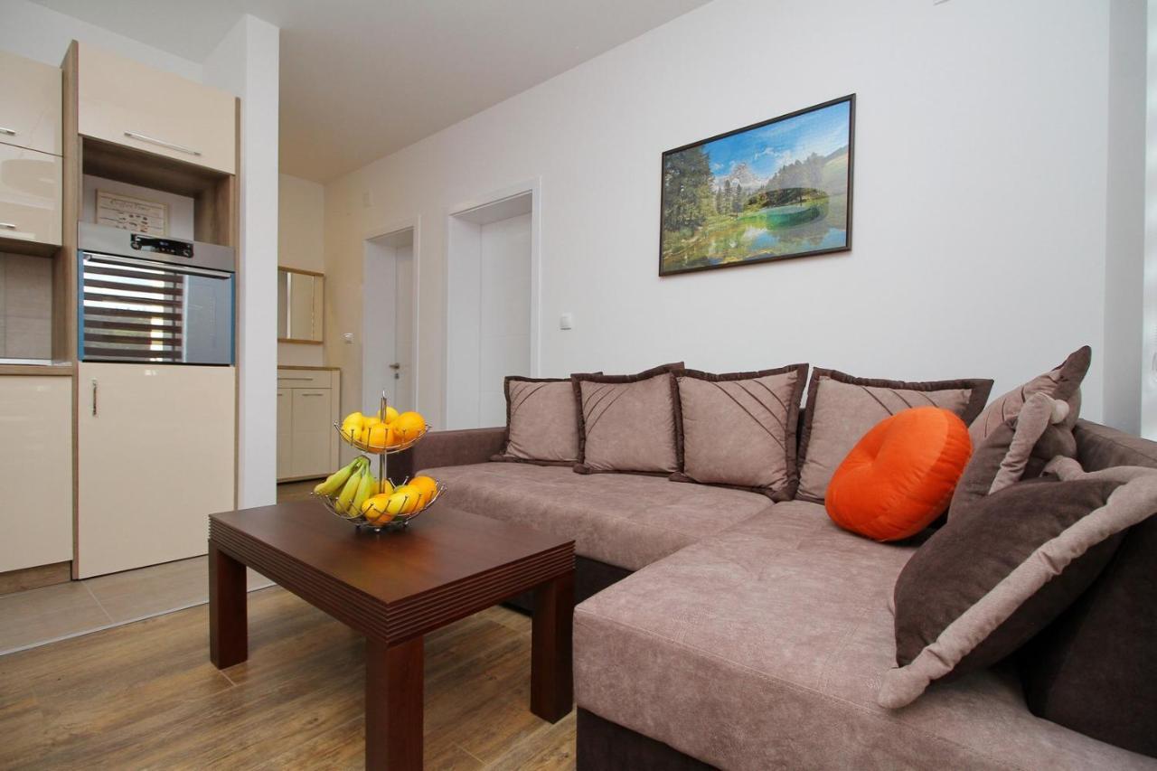 Almi Lux Apartman ズラティボール エクステリア 写真