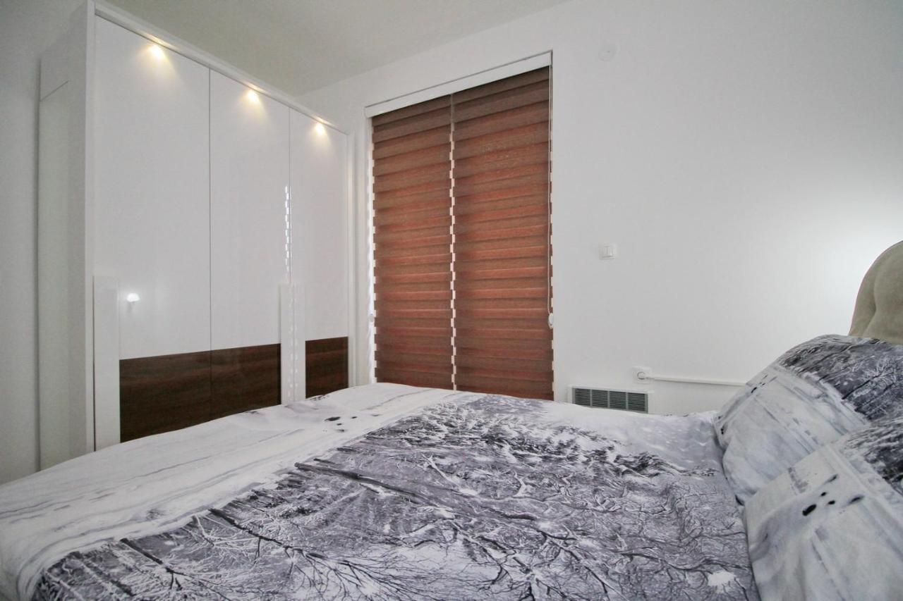 Almi Lux Apartman ズラティボール エクステリア 写真