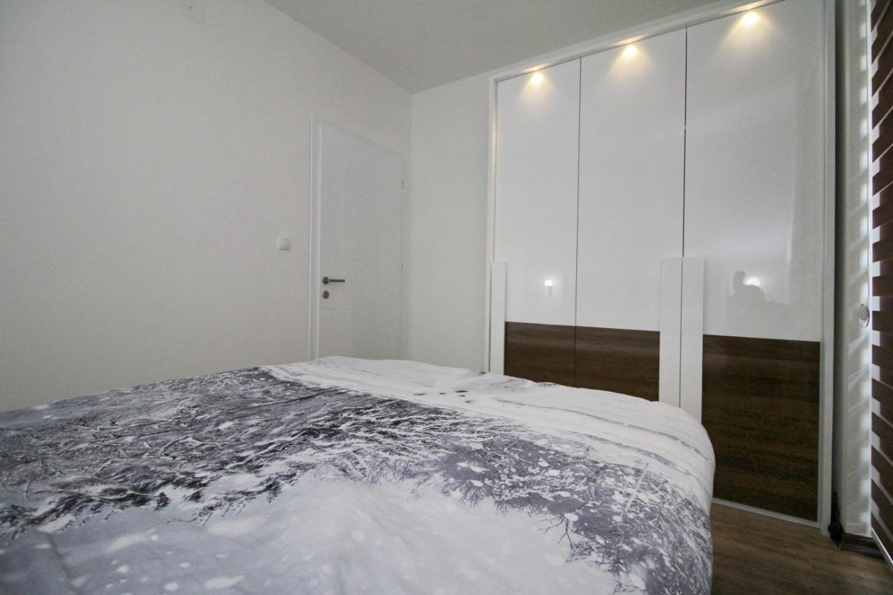 Almi Lux Apartman ズラティボール エクステリア 写真