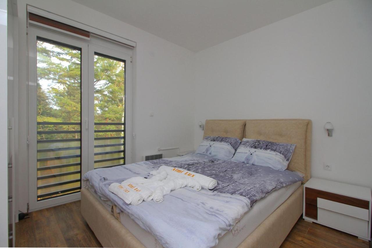 Almi Lux Apartman ズラティボール エクステリア 写真