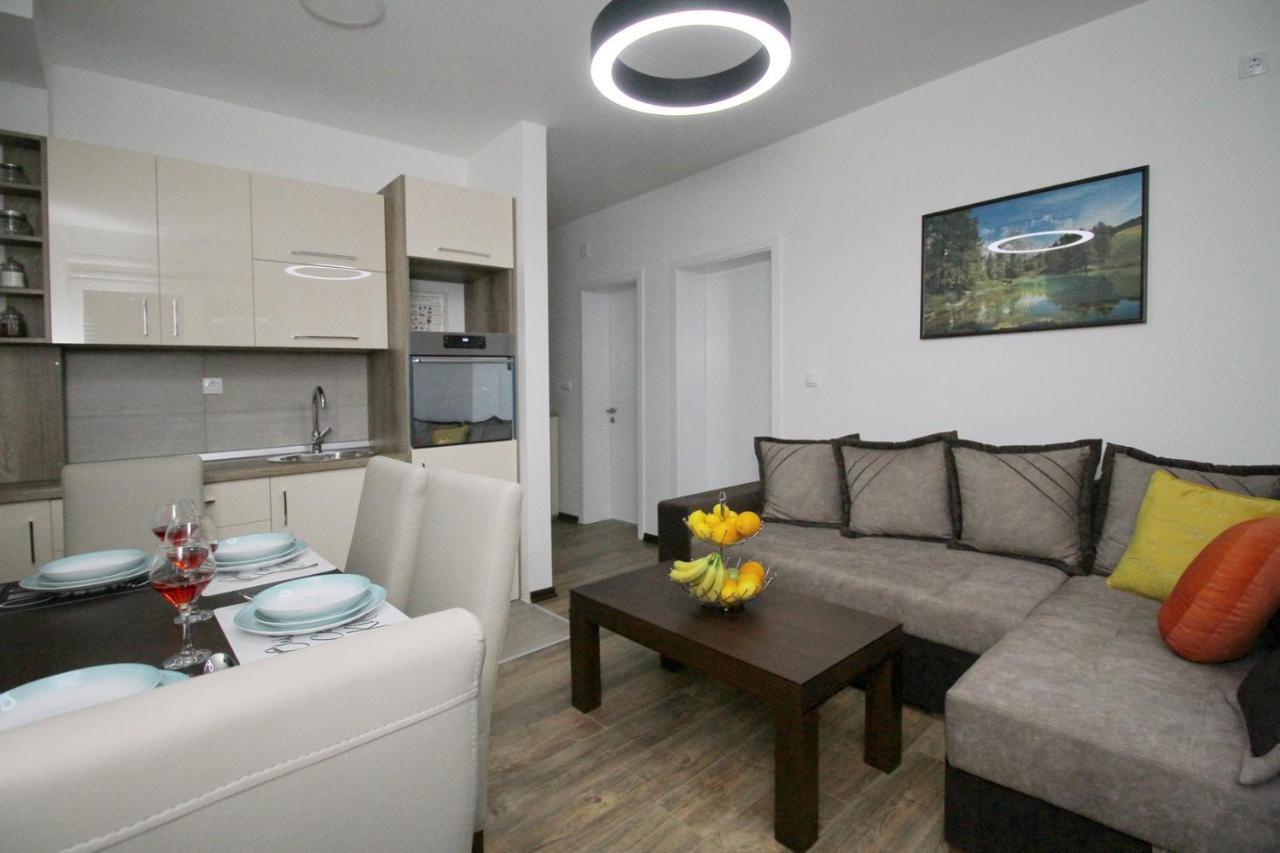 Almi Lux Apartman ズラティボール エクステリア 写真